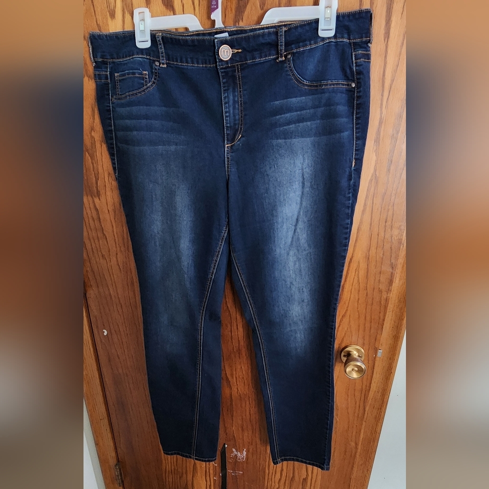 Super Cute Skinny Jeans